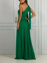 Green Dress Cut-out